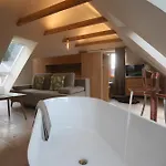 Szálloda Gutshaus 1250 - Mit Innenhof Am Bach *