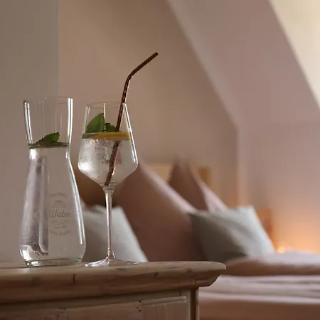 Gutshaus 1250 - Mit Innenhof Am Bach Hotel Kalwang