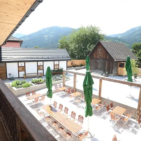 Gutshaus 1250 - Mit Innenhof Am Bach * Kalwang