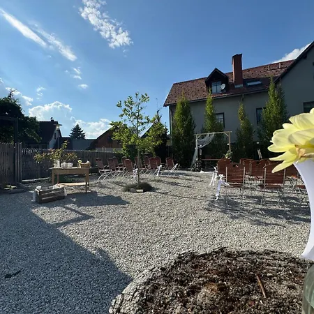 ホテル Gutshaus 1250 - Mit Innenhof Am Bach Kalwang