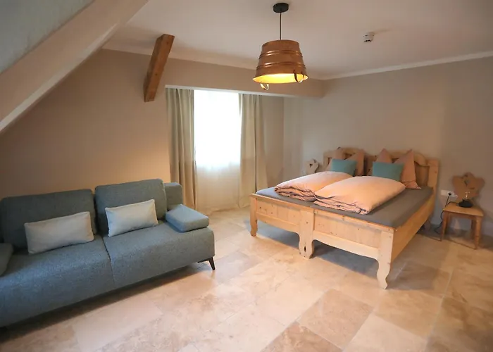 Mala Taverna Hotel *