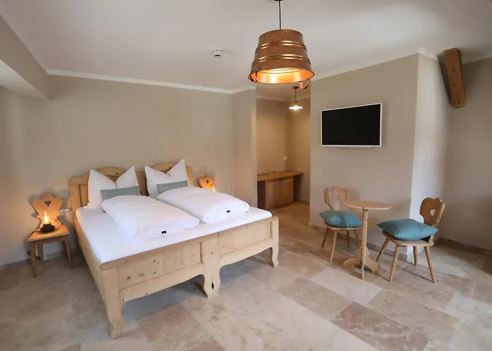 Mala Taverna 호텔 *